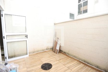 Apartamento para alugar com 47m², 2 quartos e 1 vagaÁrea de Serviço