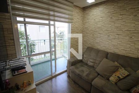 Sala de apartamento à venda com 3 quartos, 60m² em Jardim Sabara, São Paulo