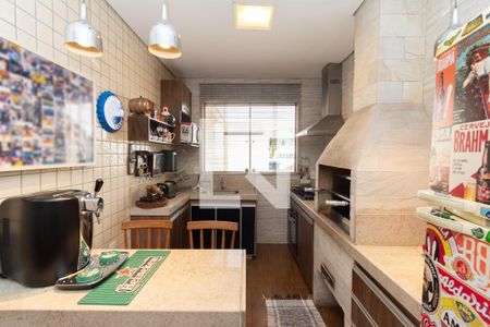 Apartamento à venda com 185m², 3 quartos e 2 vagasÁrea Privativa 2