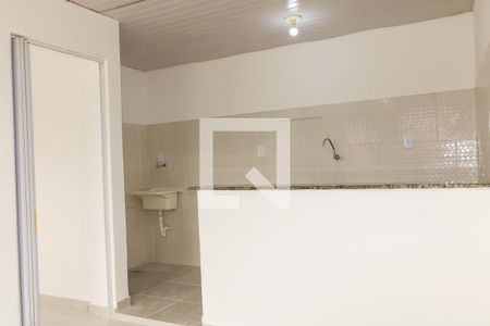 Sala de kitnet/studio para alugar com 1 quarto, 23m² em Piedade, Rio de Janeiro