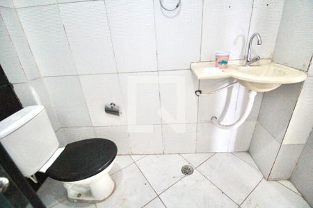 Banheiro Social de casa para alugar com 3 quartos, 90m² em Barris, Salvador
