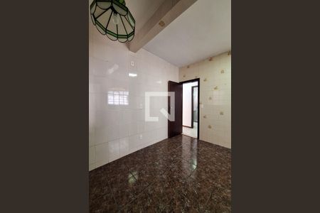 Casa para alugar com 120m², 3 quartos e 3 vagasCozinha