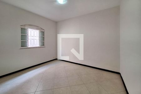 Casa para alugar com 120m², 3 quartos e 3 vagasQuarto 2