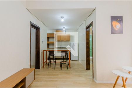 Sala / Cozinha de apartamento para alugar com 1 quarto, 42m² em Menino Deus, Porto Alegre