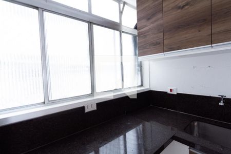 Apartamento à venda com 92m², 2 quartos e 1 vaga Apartamento à venda com 92m², 2 quartos e 1 vagaÁrea de Serviço