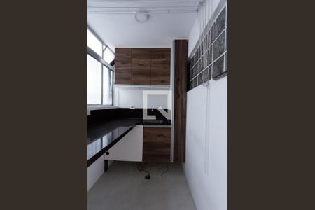 Apartamento à venda com 92m², 2 quartos e 1 vaga Apartamento à venda com 92m², 2 quartos e 1 vagaÁrea de Serviço