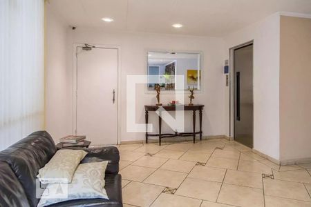 Apartamento à venda com 92m², 2 quartos e 1 vaga Apartamento à venda com 92m², 2 quartos e 1 vagaHall social