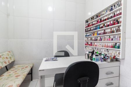 Casa à venda com 210m², 3 quartos e 3 vagasQuarto de serviço casa 2