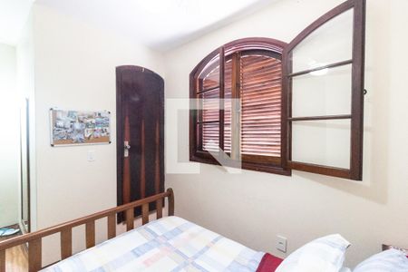 Casa à venda com 210m², 3 quartos e 3 vagasQuarto - casa 2