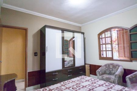 Casa à venda com 440m², 2 quartos e sem vagaQuarto 2