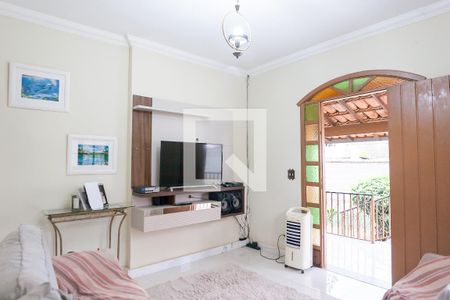 Sala de casa à venda com 2 quartos, 440m² em Ipanema, Lagoa Santa