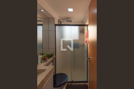 Apartamento à venda com 43m², 2 quartos e 1 vaga Apartamento à venda com 43m², 2 quartos e 1 vagaBanheiro