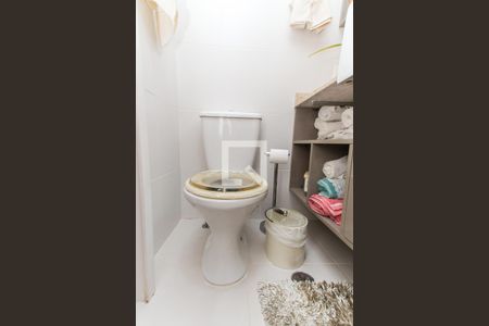 Apartamento à venda com 64m², 2 quartos e 1 vaga Apartamento à venda com 64m², 2 quartos e 1 vagaBanheiro