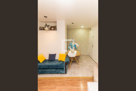 Sala de apartamento à venda com 2 quartos, 64m² em Vila Paiva, São Paulo