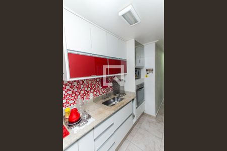 Apartamento à venda com 64m², 2 quartos e 1 vaga Apartamento à venda com 64m², 2 quartos e 1 vagaCozinha