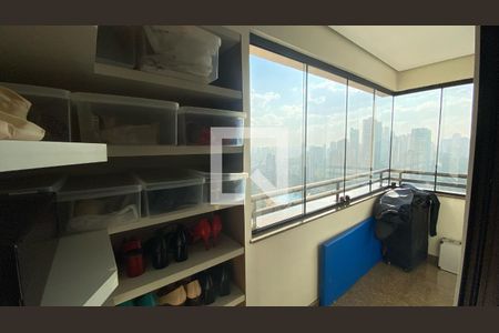 Apartamento à venda com 186m², 4 quartos e 3 vagasVaranda Suíte 