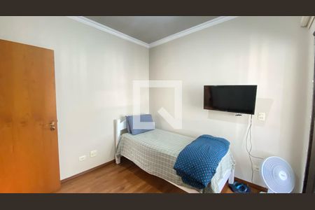 Apartamento à venda com 186m², 4 quartos e 3 vagasQuarto 2