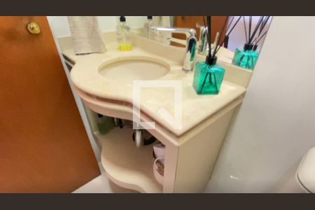 Apartamento à venda com 186m², 4 quartos e 3 vagasLavabo