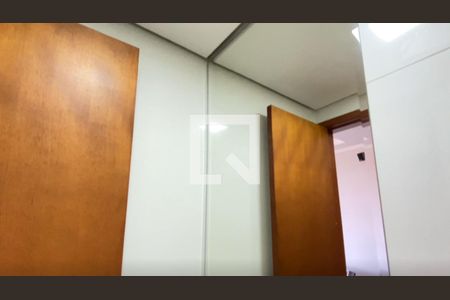 Apartamento à venda com 186m², 4 quartos e 3 vagasLavabo