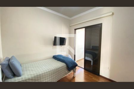 Apartamento à venda com 186m², 4 quartos e 3 vagasQuarto 2