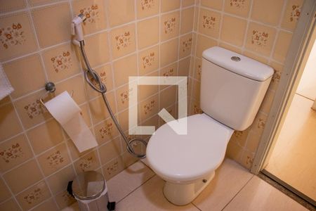 Apartamento à venda com 96m², 3 quartos e 2 vagas Apartamento à venda com 96m², 3 quartos e 2 vagasBanheiro