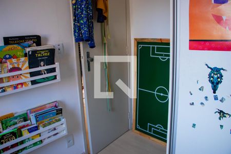 Apartamento à venda com 96m², 3 quartos e 2 vagas Apartamento à venda com 96m², 3 quartos e 2 vagasQuarto 2