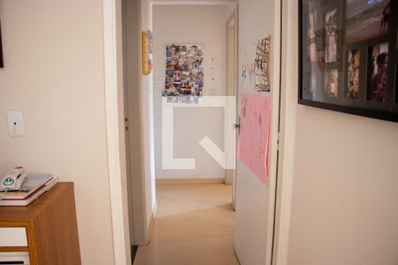 Apartamento à venda com 96m², 3 quartos e 2 vagas Apartamento à venda com 96m², 3 quartos e 2 vagasCorredor Quartos