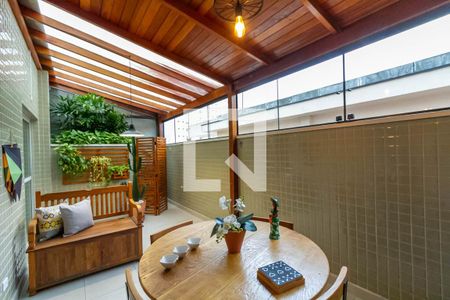 Apartamento à venda com 138m², 3 quartos e 2 vagas Apartamento à venda com 138m², 3 quartos e 2 vagasVaranda 2