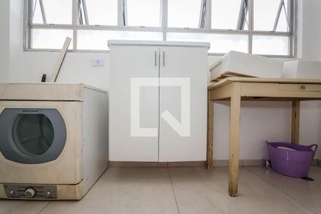 Apartamento à venda com 150m², 3 quartos e 1 vagaLavanderia