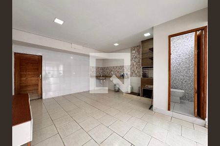 Apartamento à venda com 220m², 3 quartos e 2 vagasCobertura