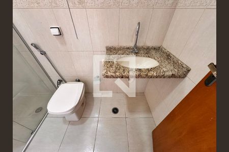 Apartamento à venda com 220m², 3 quartos e 2 vagasBanheiro da Suíte