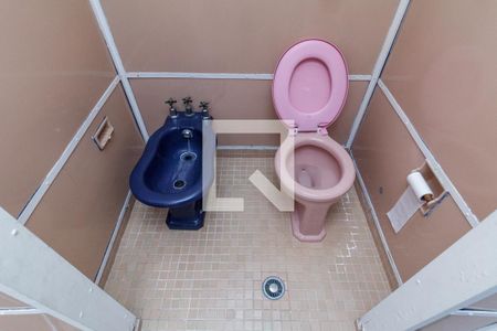 Casa à venda com 400m², 3 quartos e sem vaga Casa à venda com 400m², 3 quartos e sem vagaBanheiro 1 - Suíte