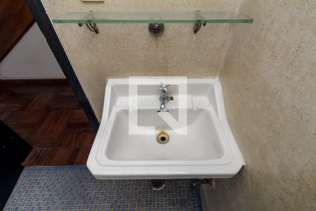 Casa à venda com 400m², 3 quartos e sem vaga Casa à venda com 400m², 3 quartos e sem vagaLavabo