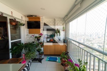 Varanda de apartamento à venda com 2 quartos, 70m² em Chácara Seis de Outubro, São Paulo
