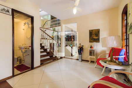 Sala de Estar de casa de condomínio à venda com 4 quartos, 491m² em Anil, Rio de Janeiro