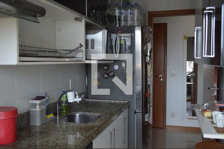 Apartamento à venda com 166m², 3 quartos e 2 vagasCozinha