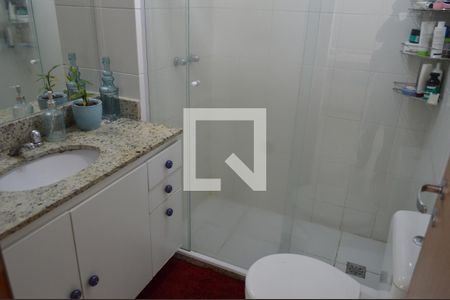 Apartamento à venda com 166m², 3 quartos e 2 vagasBanheiro da Suíte