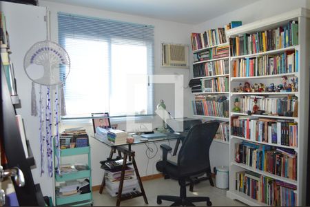 Apartamento à venda com 166m², 3 quartos e 2 vagasQuarto 1