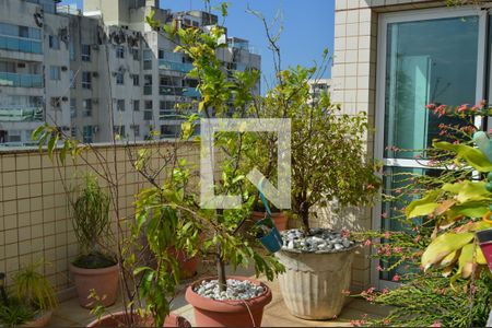 Apartamento à venda com 166m², 3 quartos e 2 vagasVaranda da Suíte