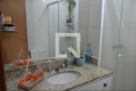 Apartamento à venda com 166m², 3 quartos e 2 vagasBanheiro da Suíte