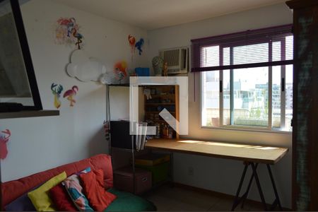 Apartamento à venda com 166m², 3 quartos e 2 vagasQuarto 2