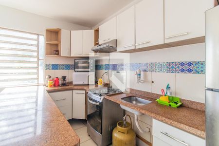 Casa à venda com 130m², 2 quartos e 2 vagasCozinha