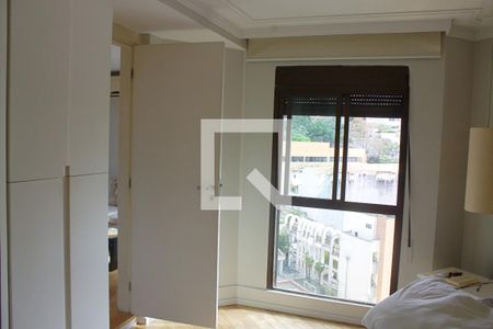 Apartamento para alugar com 365m², 3 quartos e 3 vagas Apartamento para alugar com 365m², 3 quartos e 3 vagasQuarto 3