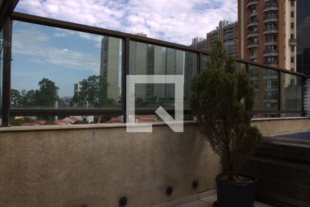 Apartamento para alugar com 365m², 3 quartos e 3 vagas Apartamento para alugar com 365m², 3 quartos e 3 vagasTerraço