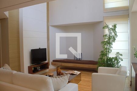 Apartamento para alugar com 365m², 3 quartos e 3 vagas Apartamento para alugar com 365m², 3 quartos e 3 vagasSala