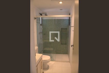 Apartamento para alugar com 365m², 3 quartos e 3 vagas Apartamento para alugar com 365m², 3 quartos e 3 vagasBanheiro 2