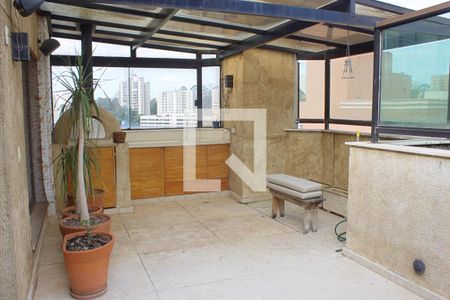 Apartamento para alugar com 365m², 3 quartos e 3 vagas Apartamento para alugar com 365m², 3 quartos e 3 vagasTerraço