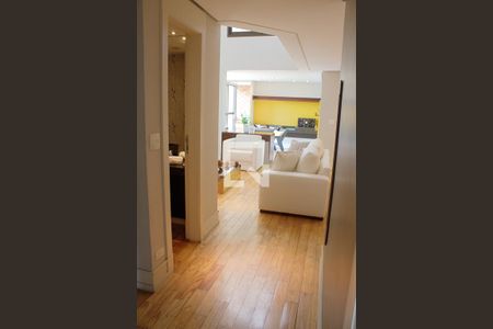 Apartamento para alugar com 365m², 3 quartos e 3 vagas Apartamento para alugar com 365m², 3 quartos e 3 vagasSala