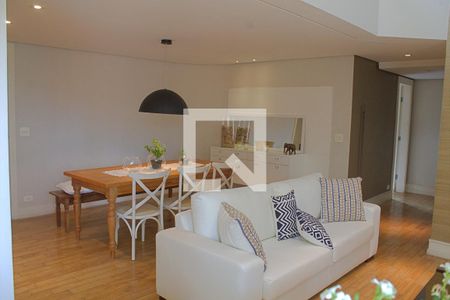 Apartamento para alugar com 365m², 3 quartos e 3 vagas Apartamento para alugar com 365m², 3 quartos e 3 vagasSala