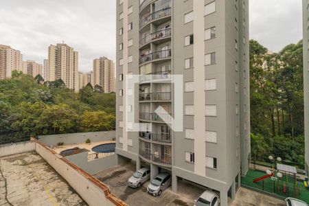 Vista da Varanda da Sala de apartamento à venda com 2 quartos, 58m² em Chácara Agrindus, Taboão da Serra